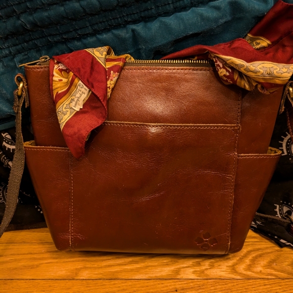 Patricia aka Patsey Nash Leather Purse - Picture 8 of 14